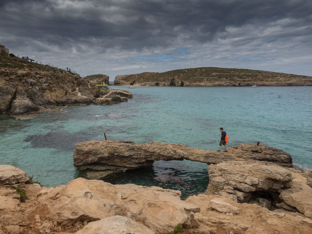 hiking in comino