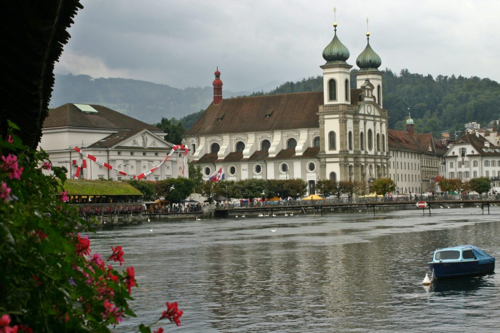 travelling by train in switzerland from luzern to interlaken