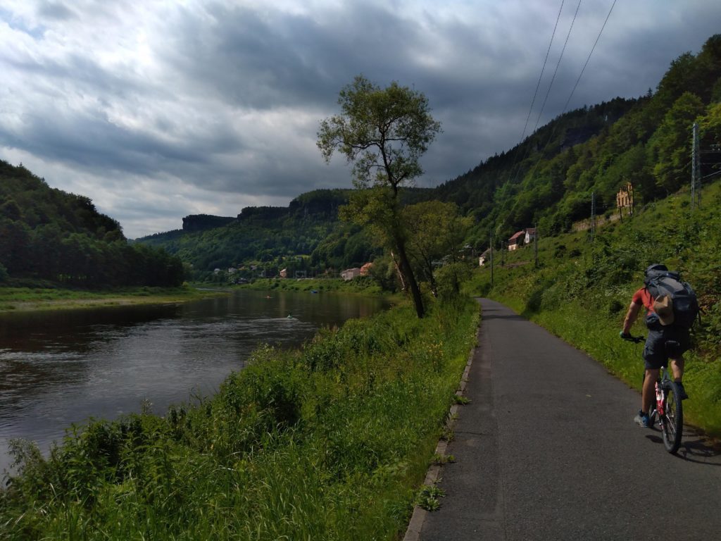 easy cycling routes in europe - Elbe cycling route