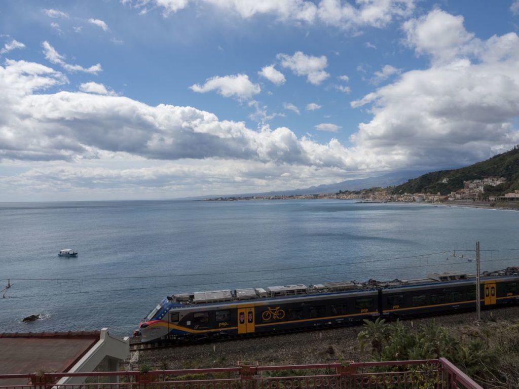 taking bicycle on a train in italy