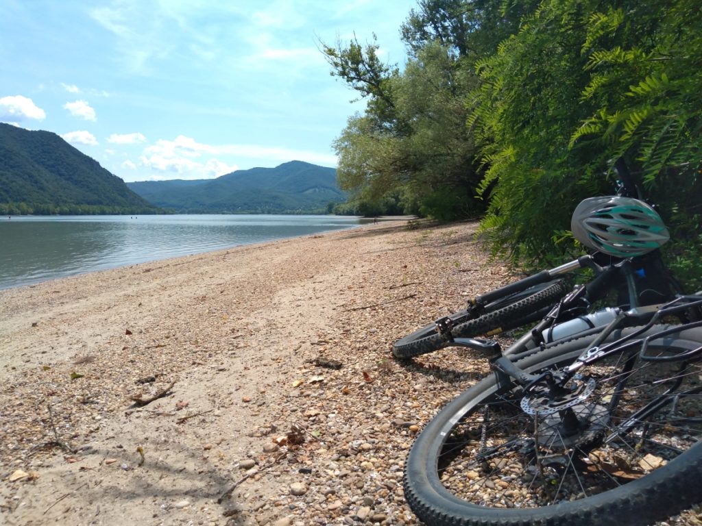 Cycling in hot temperatures is much more pleasant and less dangerous if you're biking along rivers and lakes. Here a picture from the eurovelo route along the Danube