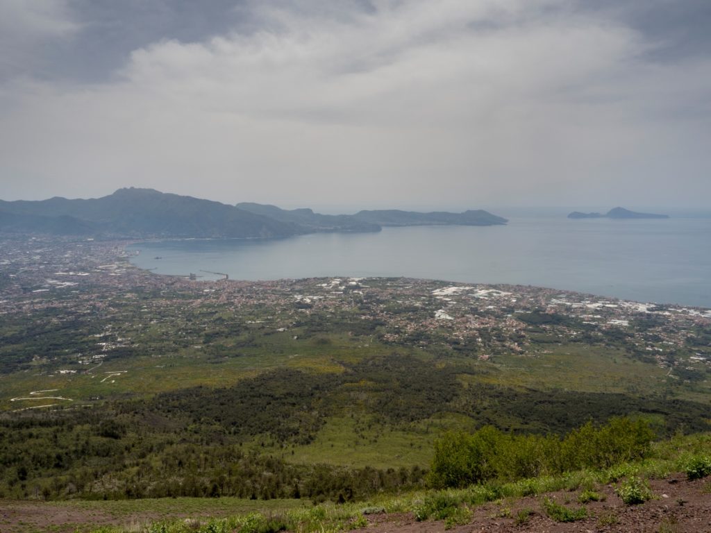 views over the gulf of Naples from the Gran Cono trail